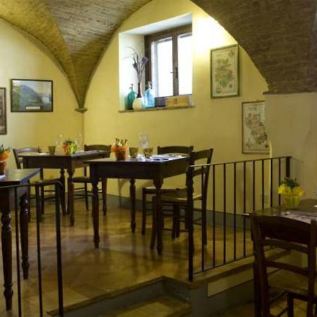 Locanda Spirito Divino Bevagna Exterior foto