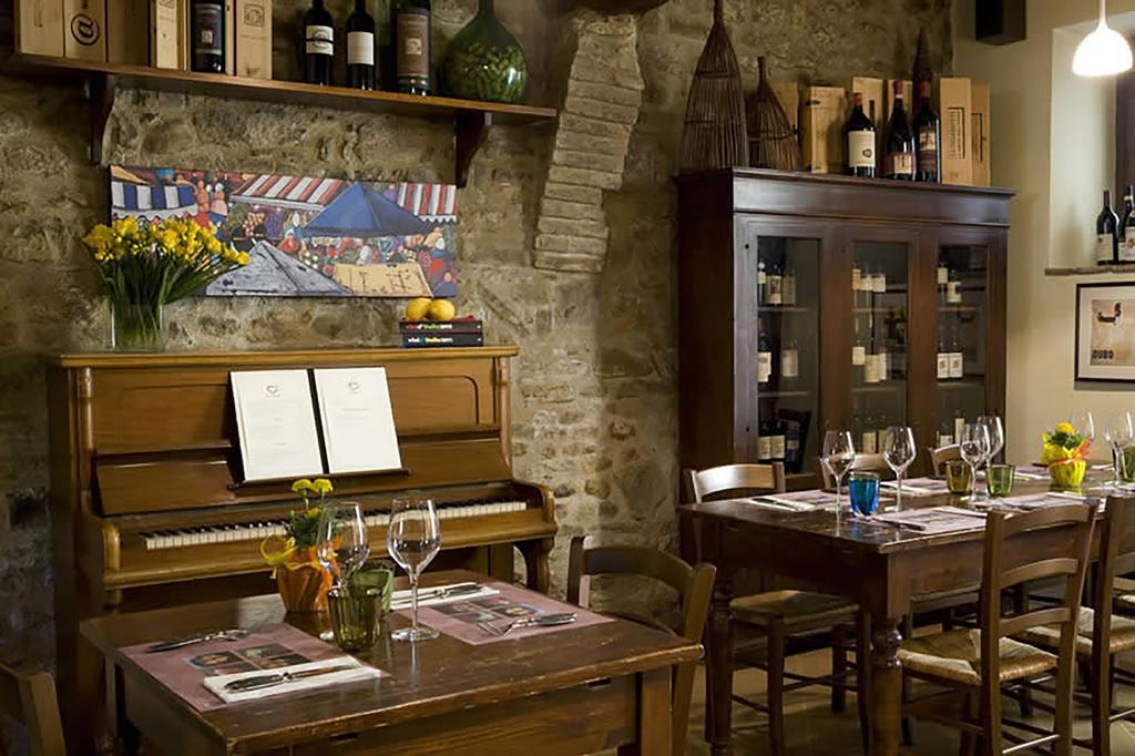 Locanda Spirito Divino Bevagna Exterior foto