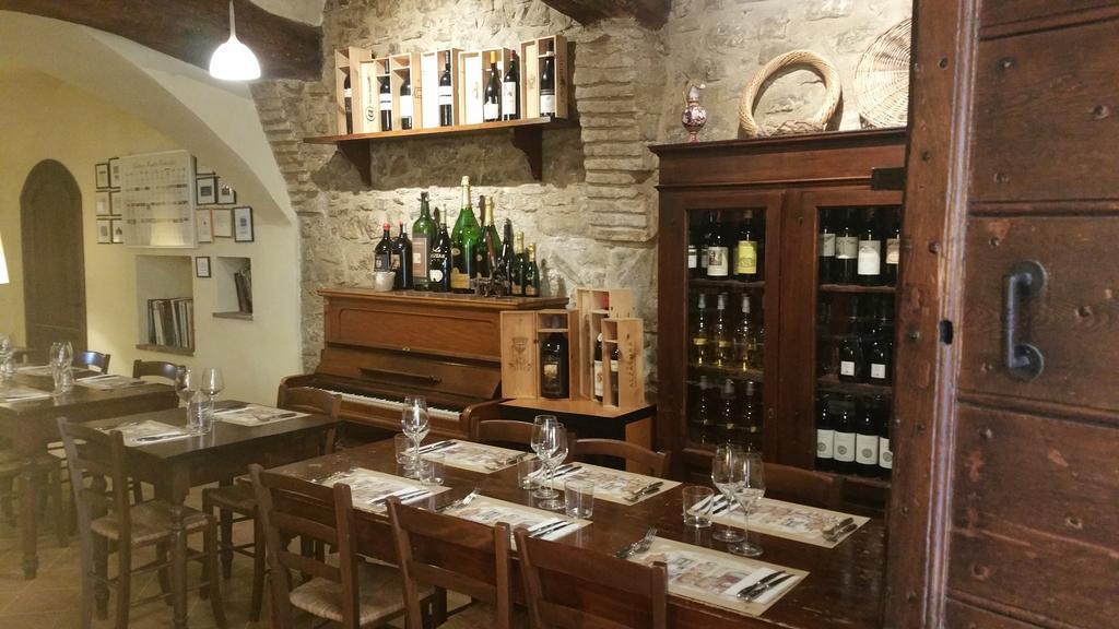Locanda Spirito Divino Bevagna Exterior foto