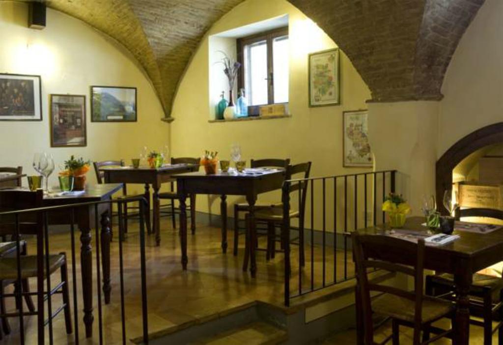 Locanda Spirito Divino Bevagna Exterior foto